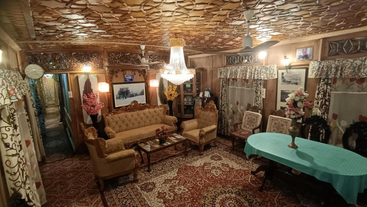 Heritage Geneva House Boat Srīnagar 외부 사진